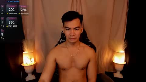 Snapshot of 000batman000 chatting on 6, 2, 2025 Bruce online show from 6, 2, 2025