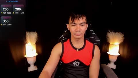 Snapshot of 000batman000 chatting on 24, 2, 2025 Bruce online show from 24, 2, 2025