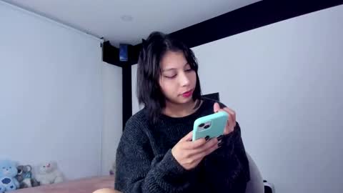 Snapshot of 0amy1 chatting on 13, 11, 2025 amy online show from 13, 11, 2025