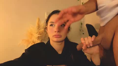 Snapshot of 0ne_of_0ne chatting on 7, 10, 2025 Steven e online show from 7, 10, 2025