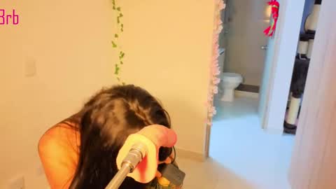 Snapshot of 0ne_of_0ne chatting on 17, 11, 2025 Steven e online show from 17, 11, 2025