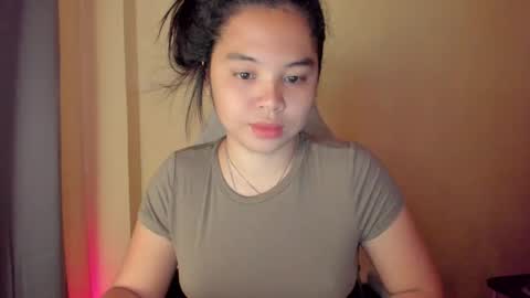 Snapshot of 0wwlo0k chatting on 16, 12, 2025 0wwlo0k online show from 16, 12, 2025