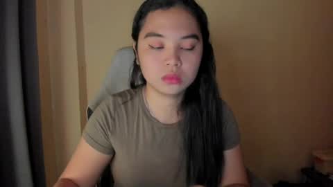 Snapshot of 0wwlo0k chatting on 5, 4, 2026 0wwlo0k online show from 5, 4, 2026