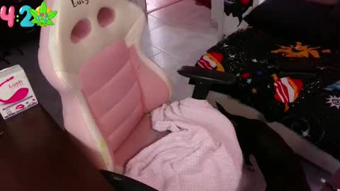 Snapshot of 111lucygrim111 chatting on 15, 2, 2025 111lucygrim111 online show from 15, 2, 2025