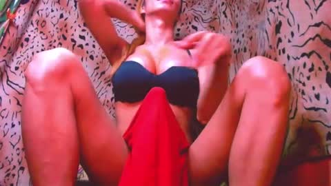 Snapshot of 11inchmistressxxlyka chatting on 18, 2, 2025 CALL ME BABY online show from 18, 2, 2025