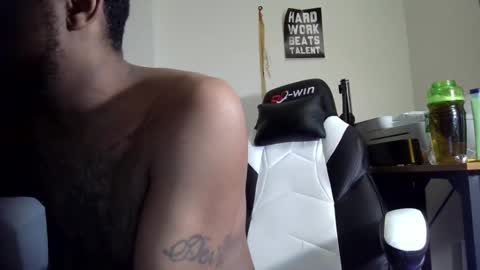 Snapshot of 11inchtattedtrinibad chatting on 19, 1, 2025 11inchtattedtrinibad online show from 19, 1, 2025