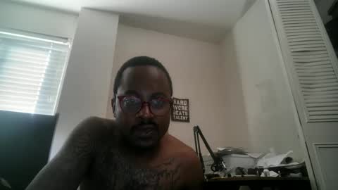 Snapshot of 11inchtattedtrinibad chatting on 18, 9, 2025 11inchtattedtrinibad online show from 18, 9, 2025