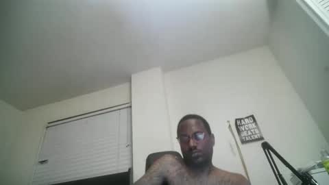 Snapshot of 11inchtattedtrinibad chatting on 29, 9, 2025 11inchtattedtrinibad online show from 29, 9, 2025