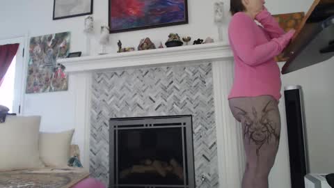 Snapshot of 11willowandjohn11 chatting on 27, 1, 2025 Aurora Willows online show from 27, 1, 2025