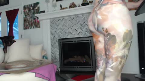Snapshot of 11willowandjohn11 chatting on 30, 1, 2025 Aurora Willows online show from 30, 1, 2025