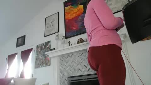 Snapshot of 11willowandjohn11 chatting on 17, 2, 2025 Aurora Willows online show from 17, 2, 2025