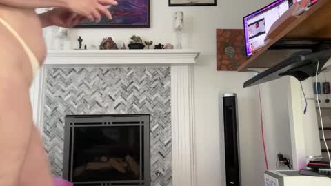 Snapshot of 11willowandjohn11 chatting on 6, 3, 2025 Aurora Willows online show from 6, 3, 2025