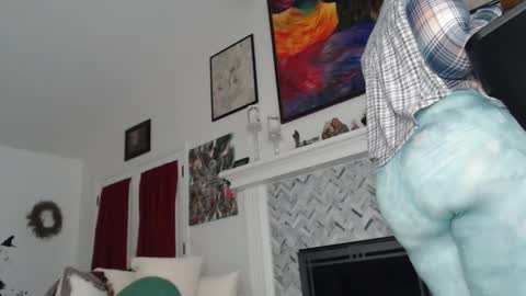 Snapshot of 11willowandjohn11 chatting on 10, 3, 2025 Aurora Willows online show from 10, 3, 2025
