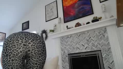 Snapshot of 11willowandjohn11 chatting on 27, 9, 2025 Aurora Willows online show from 27, 9, 2025
