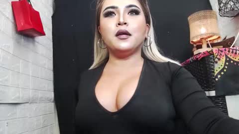 sexy kia online show from 28, 11, 2025