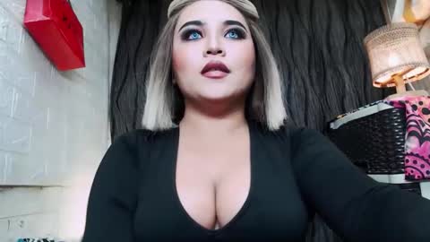 sexy kia online show from 28, 5, 2026