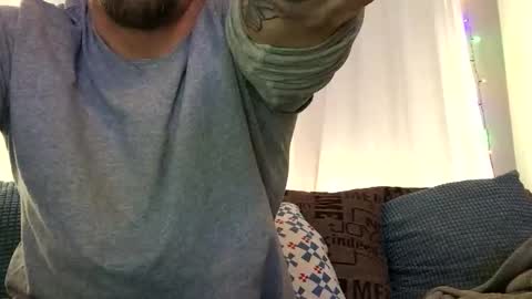 1404563739453746 online show from 14, 12, 2025