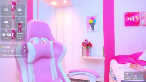 Snapshot of 15_scarlette chatting on 25, 1, 2025 Scarlette online show from 25, 1, 2025