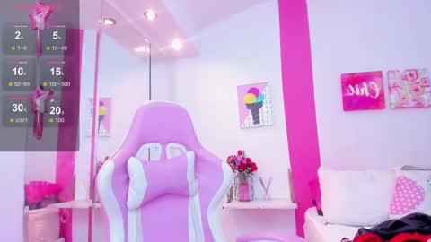 Snapshot of 15_scarlette chatting on 25, 2, 2025 Scarlette online show from 25, 2, 2025