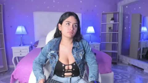 Snapshot of 15_scarlette chatting on 26, 9, 2025 Scarlette online show from 26, 9, 2025