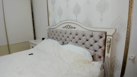 Snapshot of 1_love_story chatting on 1, 3, 2026 1_love_story online show from 1, 3, 2026