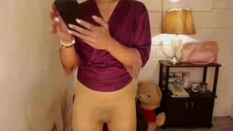 Snapshot of 1bigsurprise4you chatting on 4, 12, 2024 angel online show from 4, 12, 2024