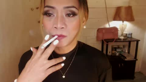 Snapshot of 1bigsurprise4you chatting on 25, 1, 2025 angel online show from 25, 1, 2025