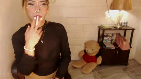 Snapshot of 1bigsurprise4you chatting on 11, 2, 2025 angel online show from 11, 2, 2025