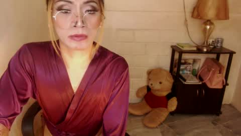 Snapshot of 1bigsurprise4you chatting on 14, 2, 2025 angel online show from 14, 2, 2025