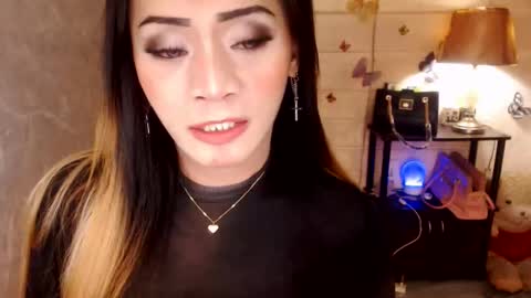 Snapshot of 1bigsurprise4you chatting on 27, 9, 2025 angel online show from 27, 9, 2025