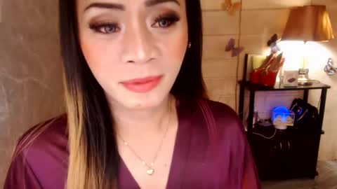 Snapshot of 1bigsurprise4you chatting on 20, 10, 2025 angel online show from 20, 10, 2025