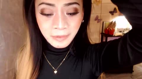 Snapshot of 1bigsurprise4you chatting on 25, 10, 2025 angel online show from 25, 10, 2025