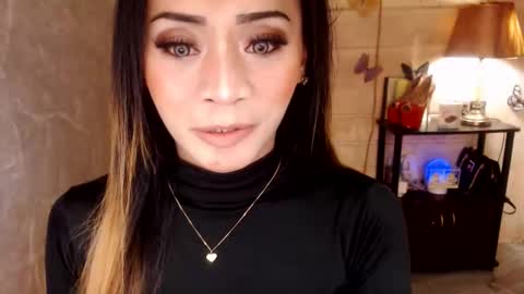 Snapshot of 1bigsurprise4you chatting on 26, 10, 2025 angel online show from 26, 10, 2025