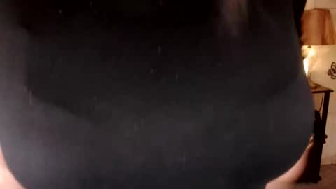 Snapshot of 1bigsurprise4you chatting on 21, 11, 2025 angel online show from 21, 11, 2025