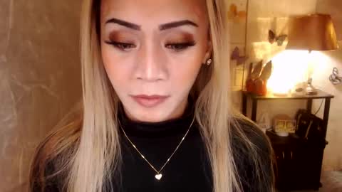 Snapshot of 1bigsurprise4you chatting on 2, 12, 2025 angel online show from 2, 12, 2025