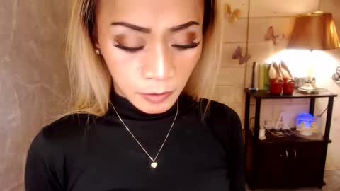 Snapshot of 1bigsurprise4you chatting on 13, 2, 2026 angel online show from 13, 2, 2026