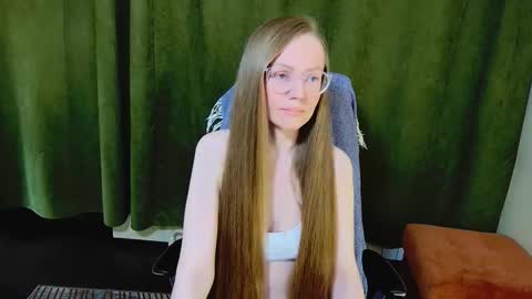 Snapshot of 1goldilocks chatting on 4, 3, 2026 online show from 4, 3, 2026