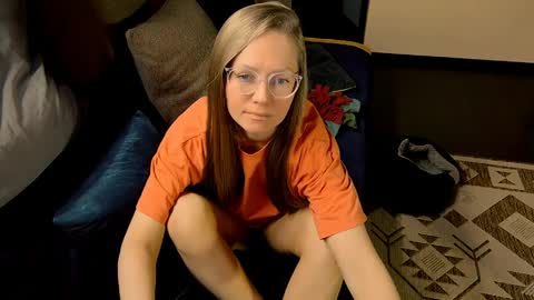 Snapshot of 1goldilocks chatting on 6, 4, 2026 online show from 6, 4, 2026