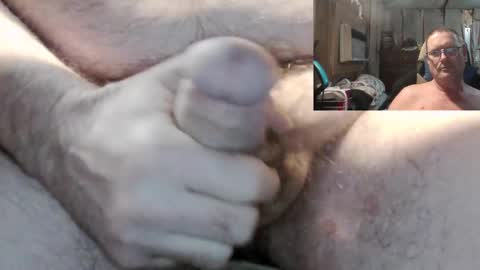 Snapshot of 1isallineed chatting on 1, 12, 2025 Pussy Slayer online show from 1, 12, 2025