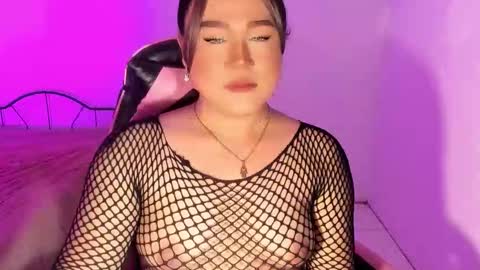 1lovelymess online show from 22, 9, 2025