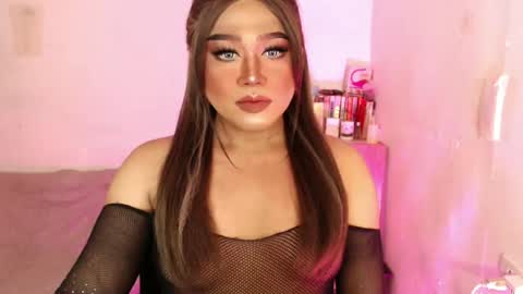 1lovelymess online show from 29, 6, 2026