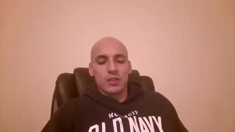 Snapshot of 1luv2cum chatting on 8, 1, 2026 sabotagegoat online show from 8, 1, 2026