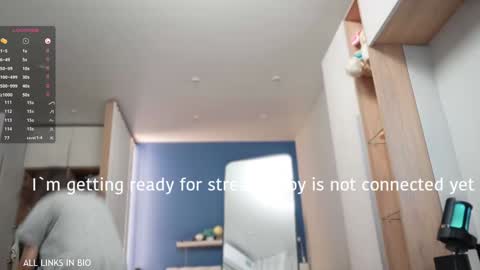 Marie online show from 2, 2, 2025