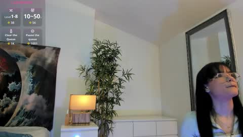 Moona  online show from 29, 3, 2026