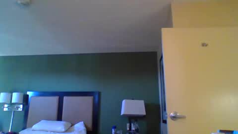 TheShyOne18 online show from 4, 10, 2025