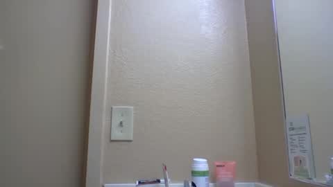 TheShyOne18 online show from 6, 4, 2026