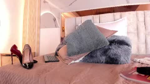 Snapshot of 1naughty_milf chatting on 2, 7, 2026 Luisa online show from 2, 7, 2026