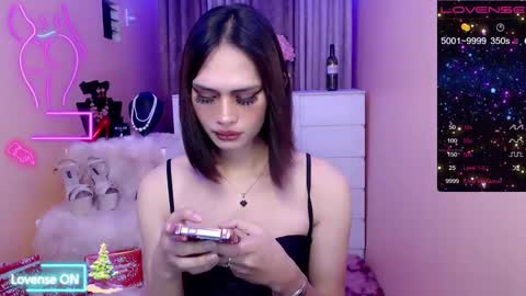 Snapshot of 1sexy_kattie chatting on 8, 12, 2024 1sexy kattie online show from 8, 12, 2024