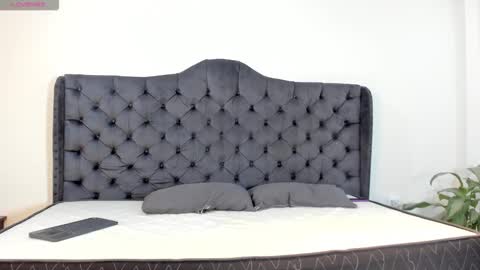 1Threestar online show from 5, 10, 2025