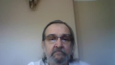 1valentine online show from 4, 1, 2025